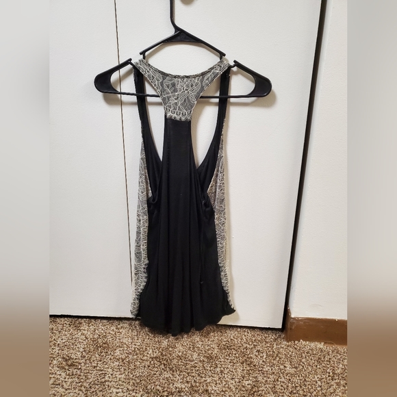 GUESS lace tank, M - Picture 2 of 2